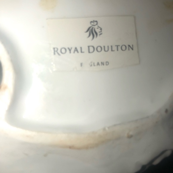 VTG Royal Doultin Pretty Ladies “Rachel” Figurine HN 4780 - Picture 2 of 4